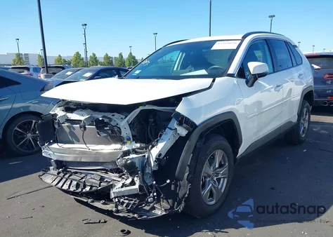 2024 Toyota Rav4 Xle из США, поврежденный, VIN 2T3W1RFV8RW336034